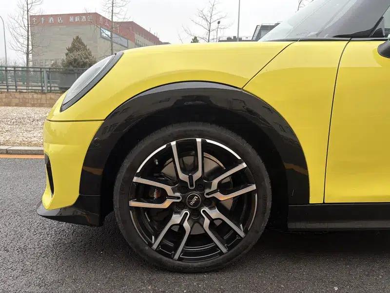 MINI 2025 2.0T COOPER S CABRIO Artist — миниатюра 9