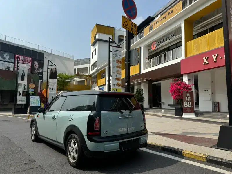 2011 MINI 1.6L ONE — миниатюра 5