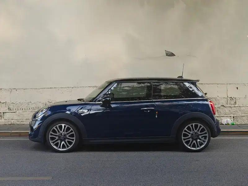 MINI 2019 2.0T COOPER S Artist — миниатюра 3