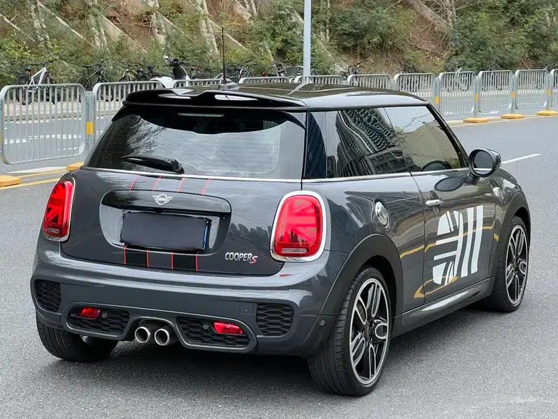 MINI 2019 2.0T COOPER S Racer — миниатюра 6