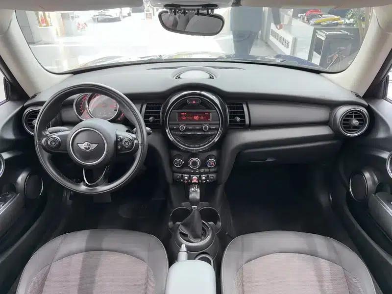 MINI 2016 1.2T ONE Pioneer — миниатюра 6