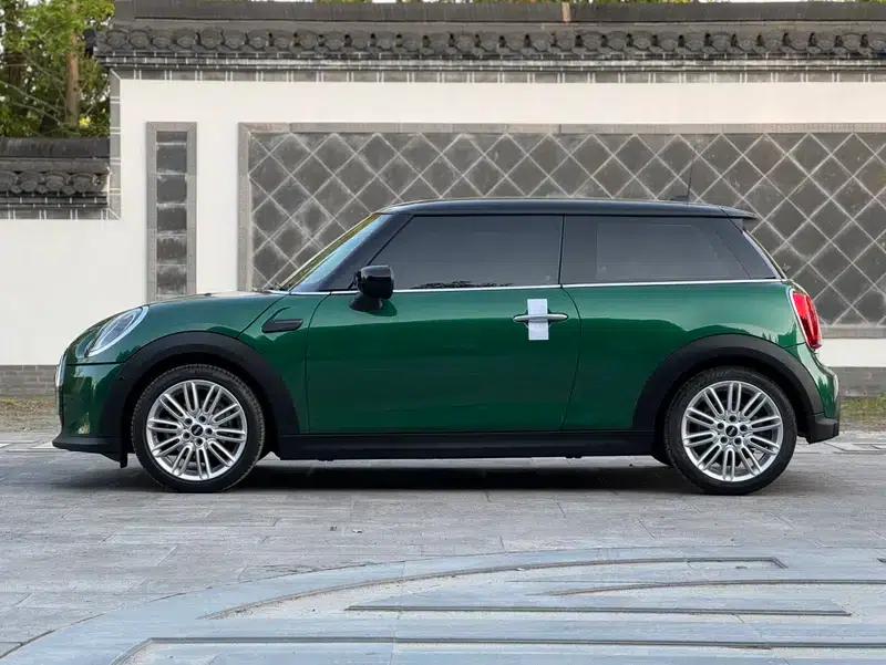 MINI 2022 1.5T COOPER Classic — миниатюра 4