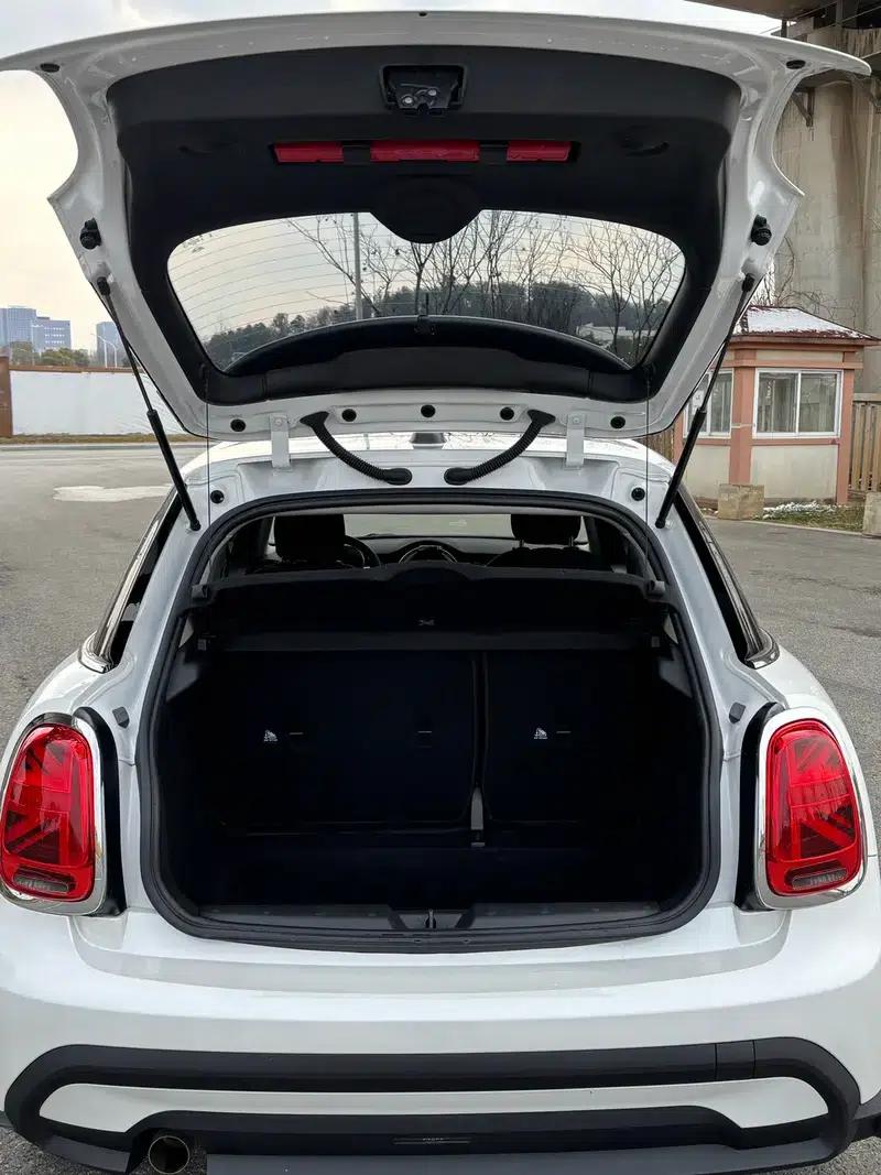 2023 MINI 1.5T ONE 5-Door Edition — миниатюра 15