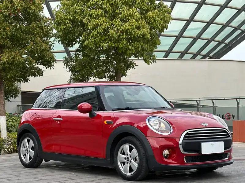 MINI 2016 1.2T ONE Pioneer — миниатюра 3