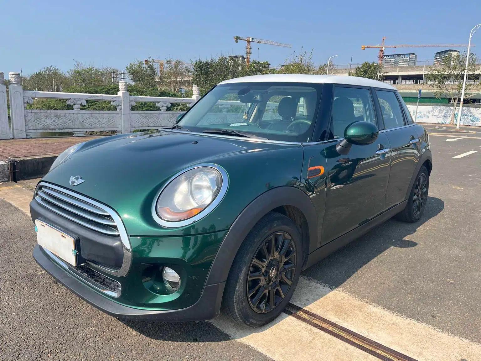 2016 MINI 1.2T ONE Avant-garde 5-Door Edition — миниатюра 1
