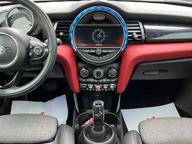 2018 MINI 1.5T COOPER Classic — миниатюра 12