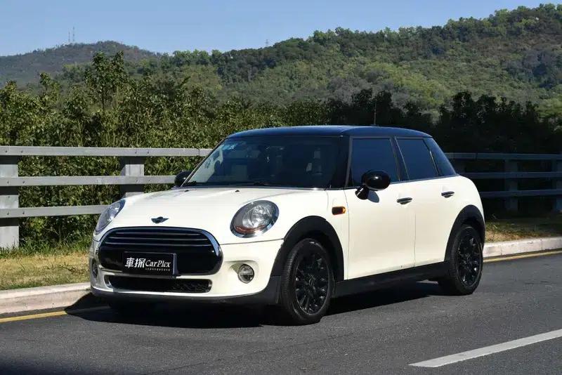 2016 MINI 1.5T COOPER 5-door version — миниатюра 1
