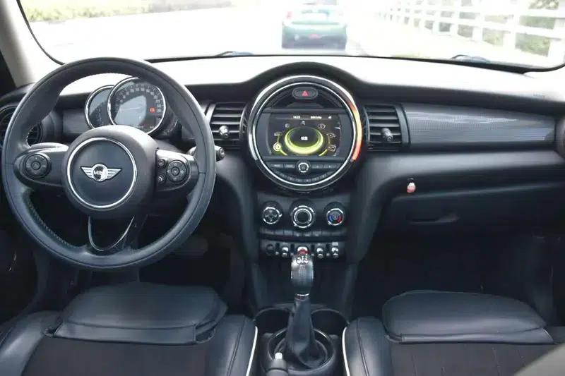 2016 MINI 1.5T COOPER 5-door version — миниатюра 11