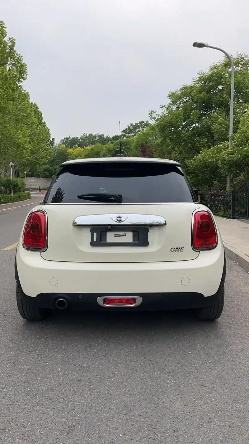 MINI 2016 1.2T ONE Pioneer — миниатюра 4