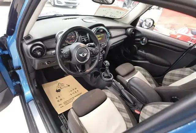 2015 MINI 1.5T COOPER Fun 5-Door — миниатюра 8