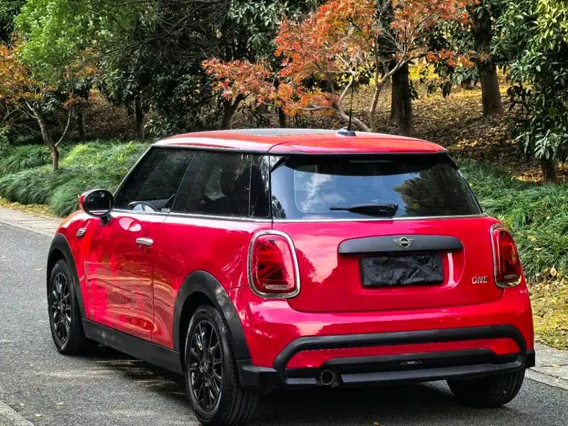 MINI 2022 1.5T ONE — миниатюра 4