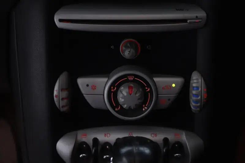 MINI 2010 1.6L COOPER Cheer — миниатюра 6