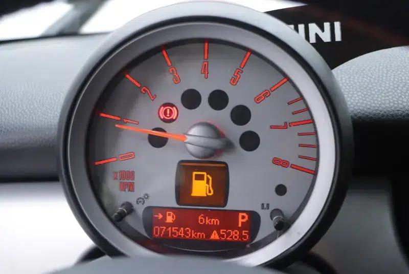 MINI 2010 1.6L COOPER Cheer — миниатюра 8