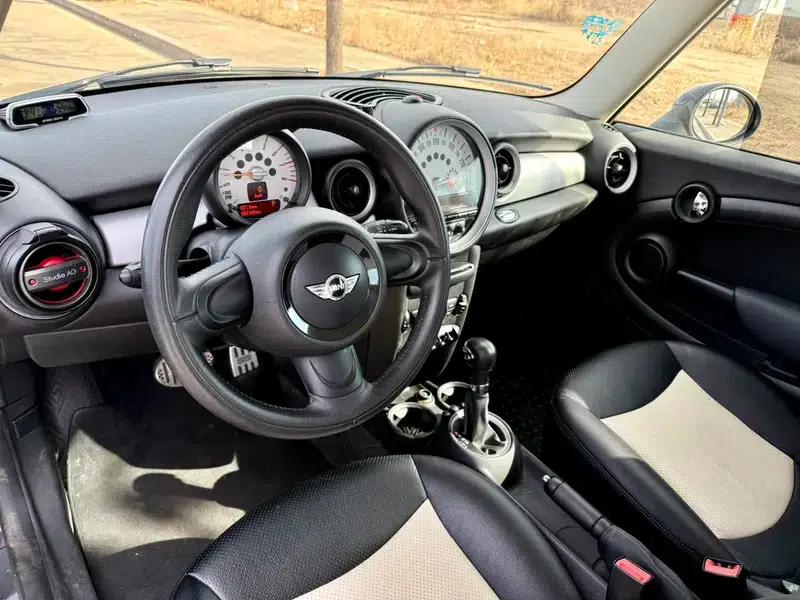 2011 MINI 1.6L ONE — миниатюра 7