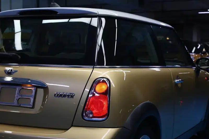 2004 MINI 1.6 COOPER — миниатюра 8
