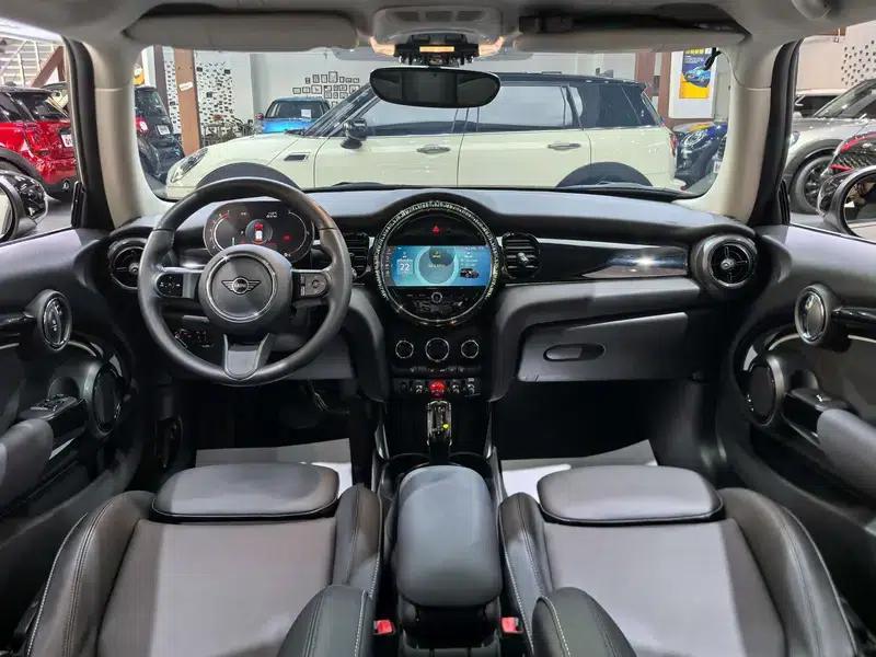 MINI 2023 1.5T COOPER Artist — миниатюра 13