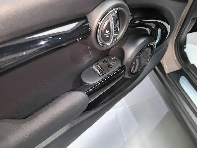 MINI 2023 1.5T COOPER Artist — миниатюра 19