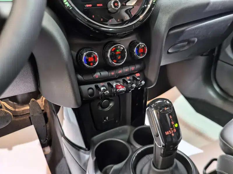 MINI 2023 1.5T COOPER Artist — миниатюра 10