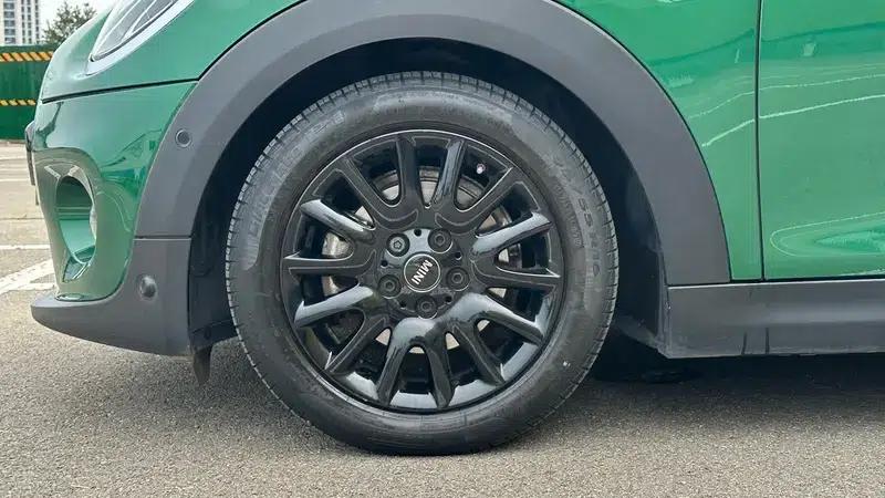 MINI 2021 1.5T COOPER Classic — миниатюра 14