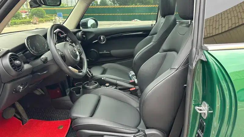 MINI 2021 1.5T COOPER Classic — миниатюра 24