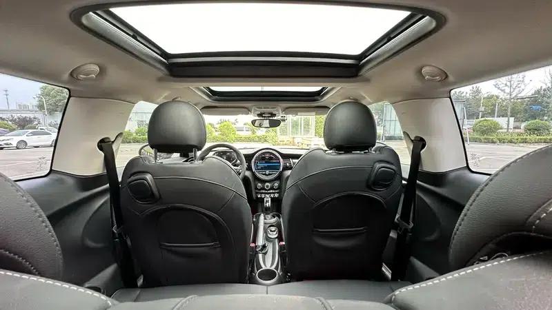 MINI 2021 1.5T COOPER Classic — миниатюра 25