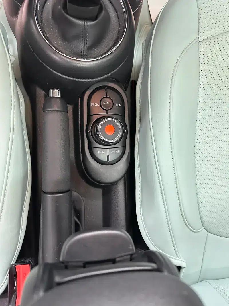 2019 MINI 1.5T COOPER Classic — миниатюра 18