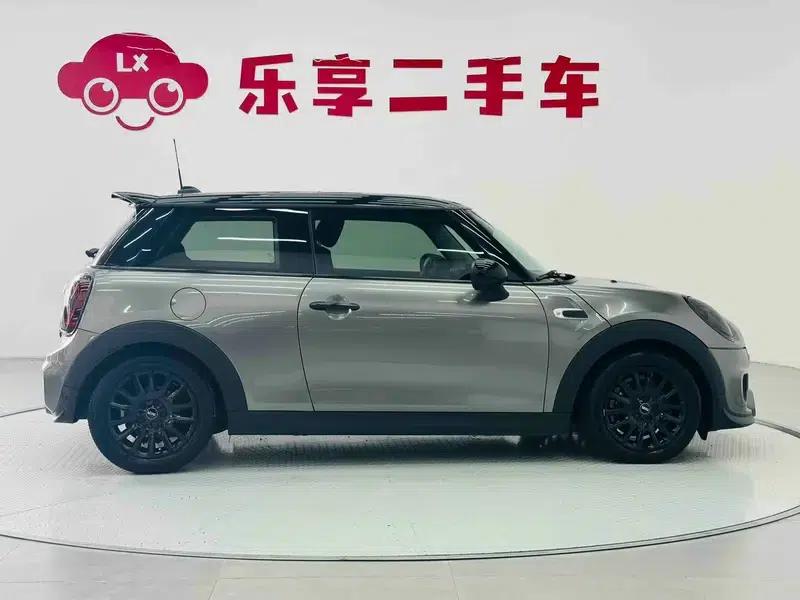 2016 MINI 1.5T COOPER — миниатюра 8