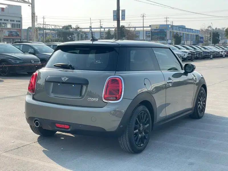 2018 MINI 1.5T COOPER Classic — миниатюра 7