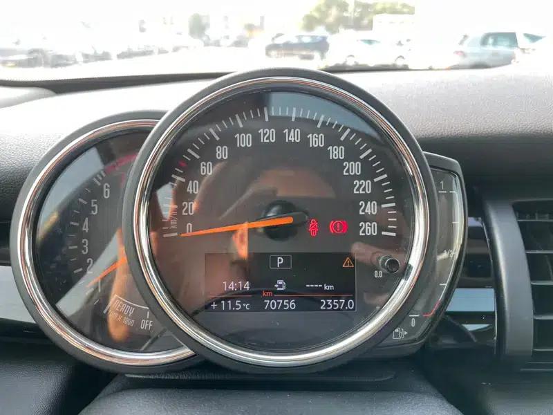 2018 MINI 1.5T COOPER Classic — миниатюра 9
