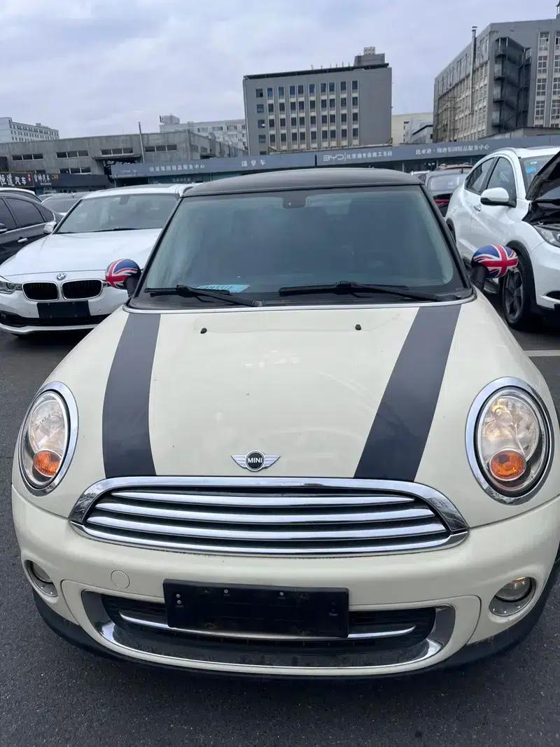 MINI 2012 1.6L ONE Baker Street — миниатюра 2