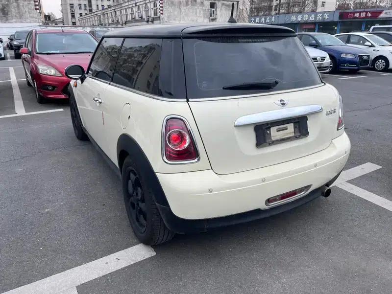 MINI 2012 1.6L ONE Baker Street — миниатюра 4