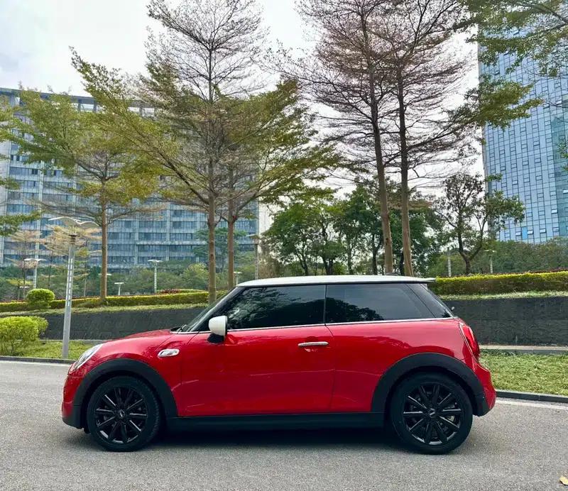 MINI 2020 2.0T COOPER S Classic — миниатюра 3