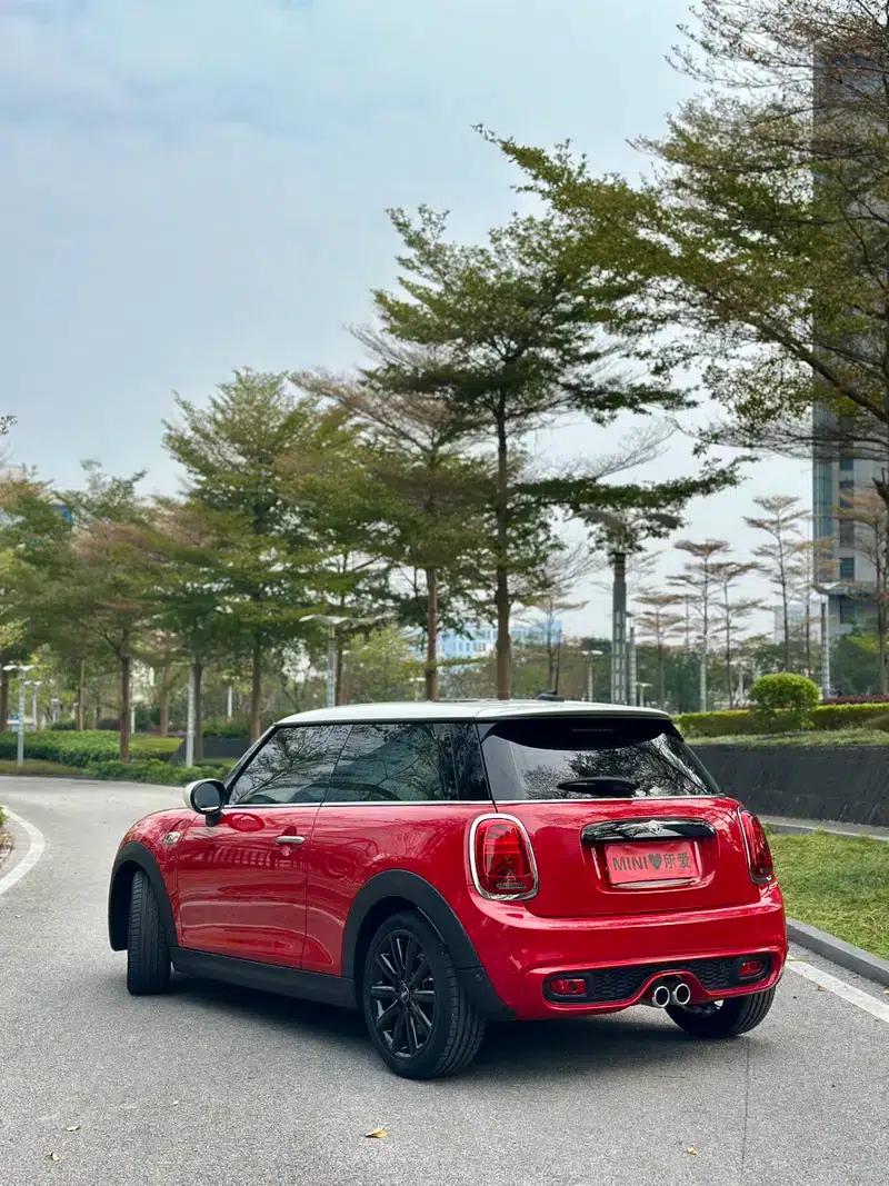 MINI 2020 2.0T COOPER S Classic — миниатюра 4