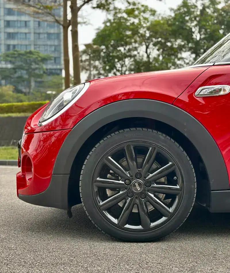 MINI 2020 2.0T COOPER S Classic — миниатюра 9