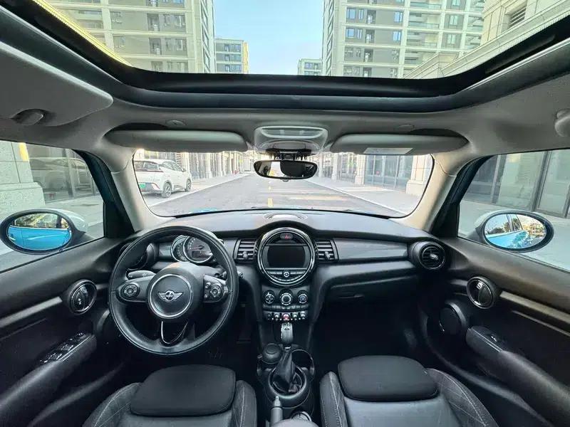2016 MINI 1.5T COOPER SEVEN 5-Door — миниатюра 8