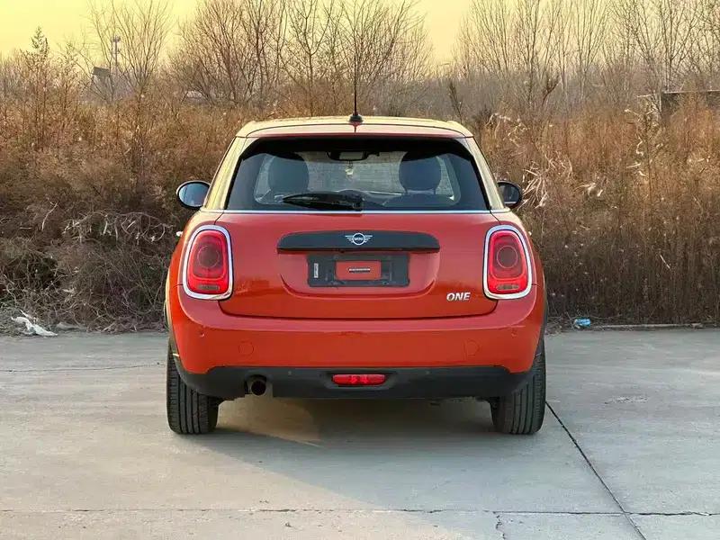 2018 MINI 1.5T ONE PLUS 5-Door — миниатюра 5