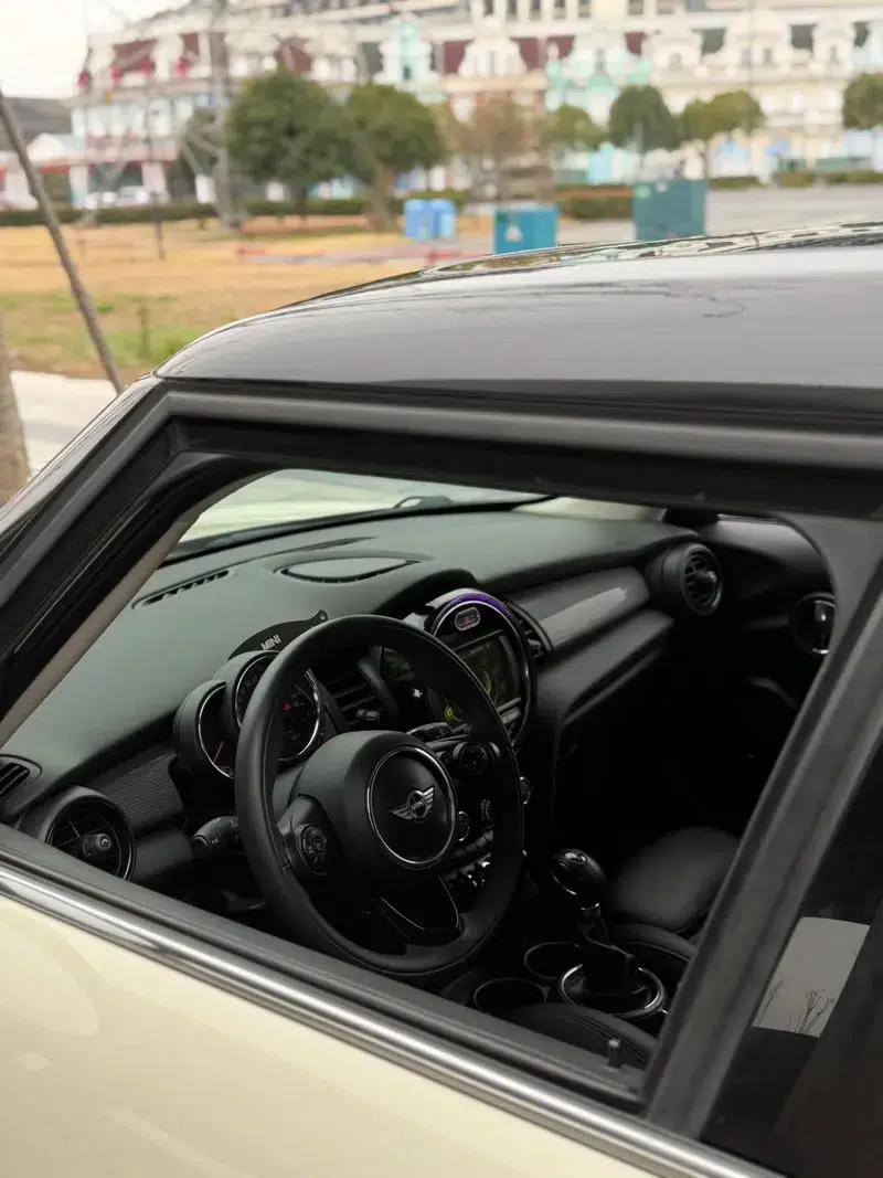 2016 MINI 1.5T COOPER 5-door version — миниатюра 11