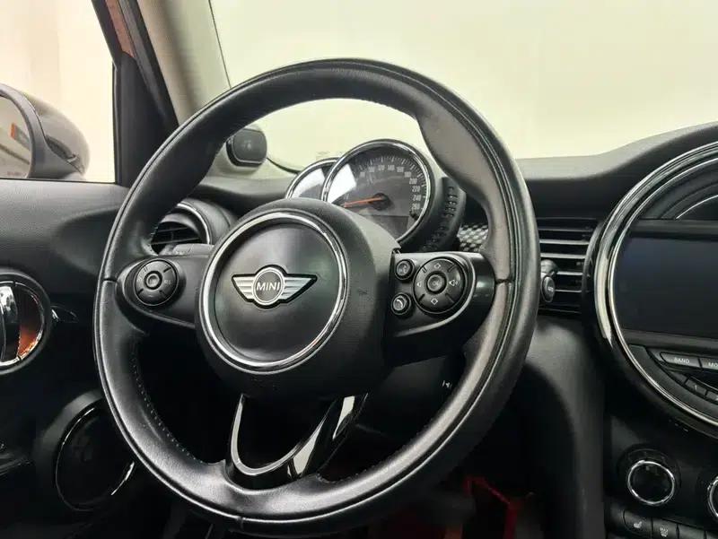 2015 MINI 2.0T COOPER S 5-door version — миниатюра 18