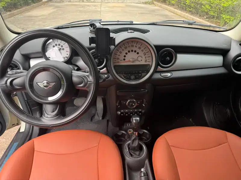MINI 2013 1.6L ONE Limited Edition - First Model — миниатюра 7