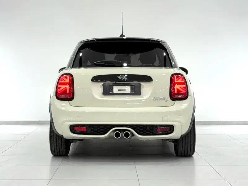MINI 2019 2.0T COOPER S Artist 5-Door Edition — миниатюра 3