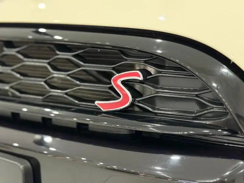MINI 2019 2.0T COOPER S Artist 5-Door Edition — миниатюра 6