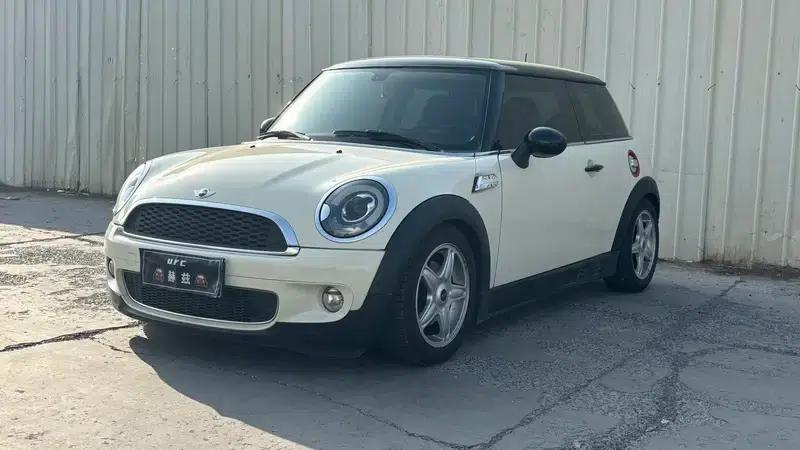 MINI 2012 1.6L COOPER Baker Street — миниатюра 1