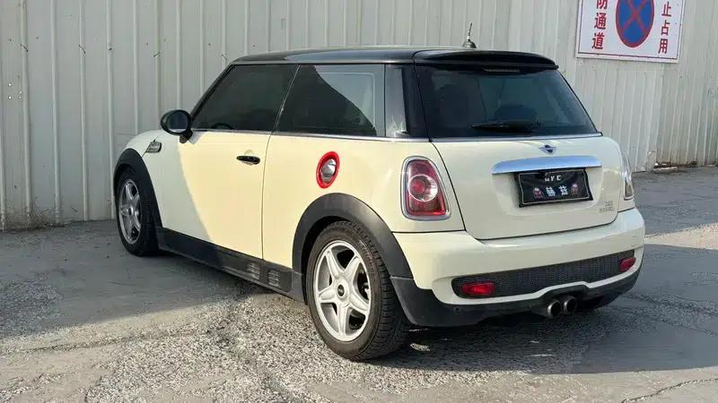 MINI 2012 1.6L COOPER Baker Street — миниатюра 4
