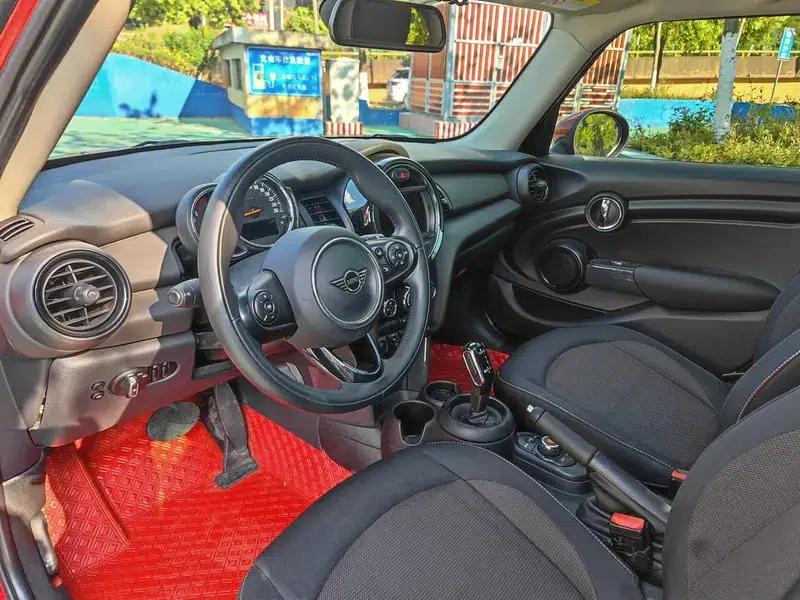 2018 MINI 1.5T ONE 5-Door Edition — миниатюра 11