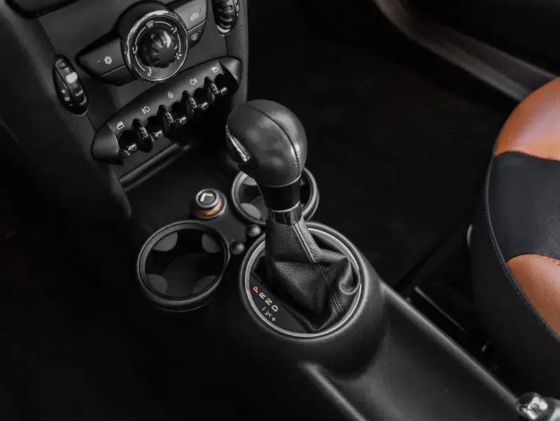 2011 MINI 1.6L COOPER Fun — миниатюра 15