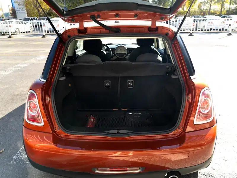 2011 MINI 1.6L COOPER Fun — миниатюра 22