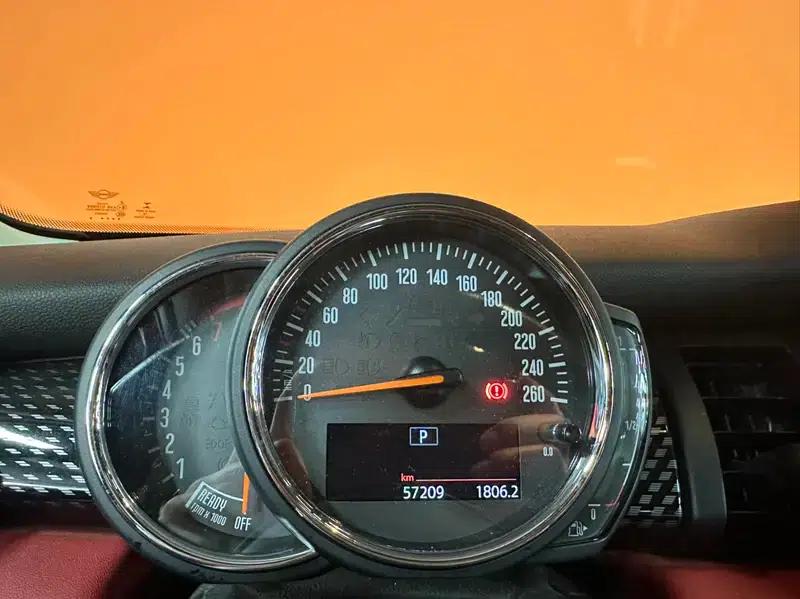 2019 MINI 2.0T COOPER S Classic 5-Door Version — миниатюра 8
