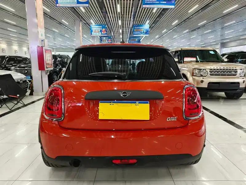 2018 MINI 1.5T ONE PLUS — миниатюра 5