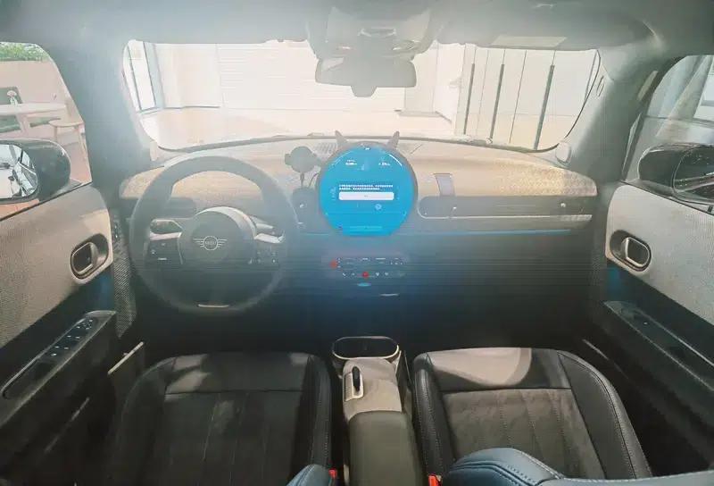 MINI 2025 2.0T COOPER S 5-Door Artist Edition — миниатюра 6