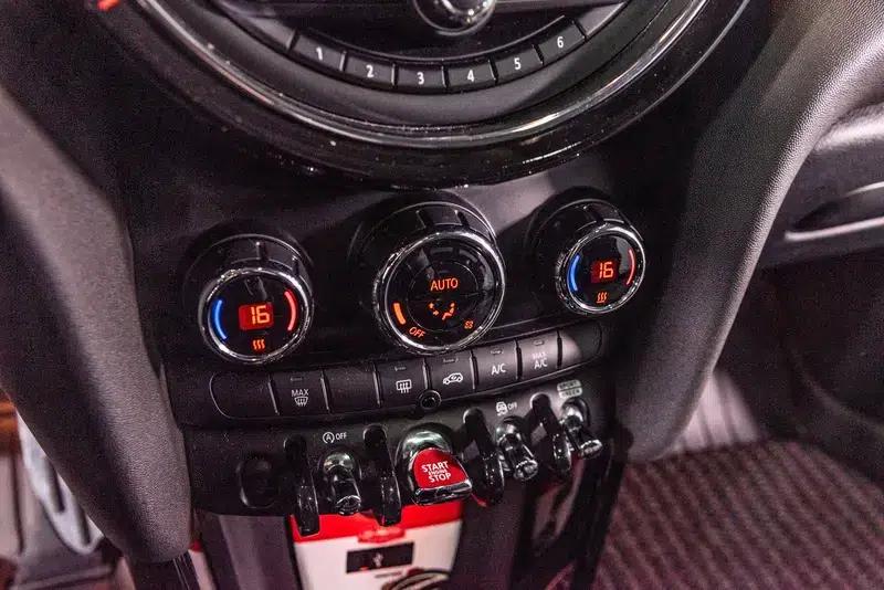 MINI 2020 2.0T COOPER S Classic — миниатюра 8